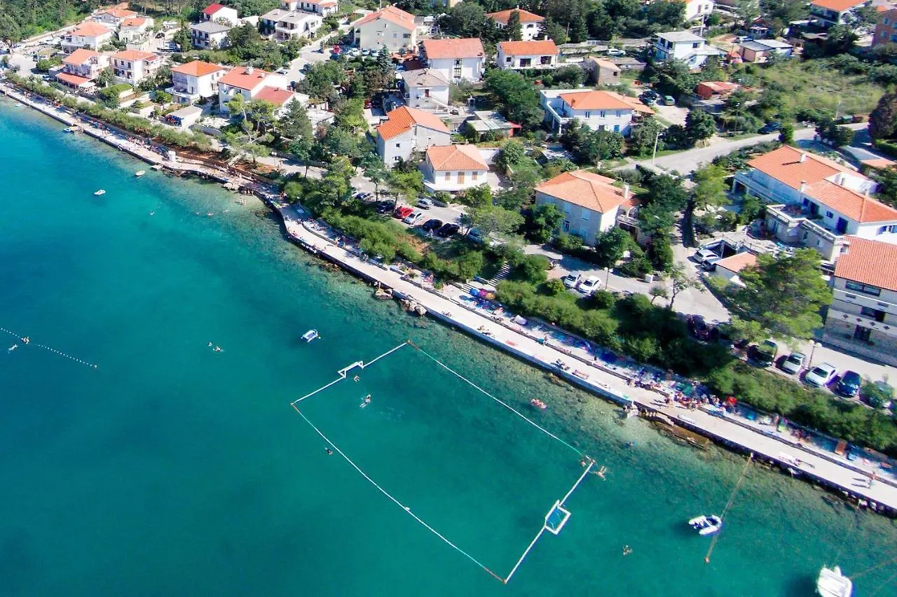 Apartments By The Sea Silo, Krk - 21922 0*, Silo (Krk) Croatia