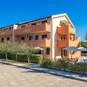  Apartman Romana And Tea